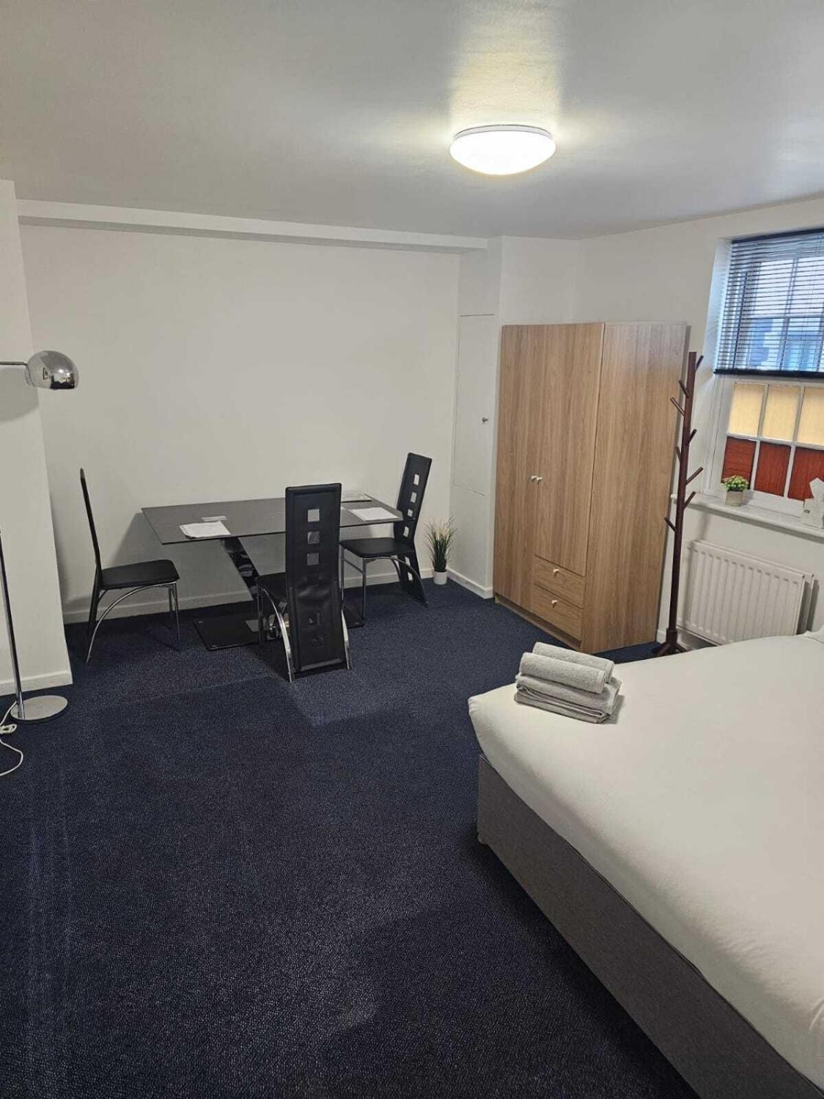 Queens Place - Rooms Hove Extérieur photo